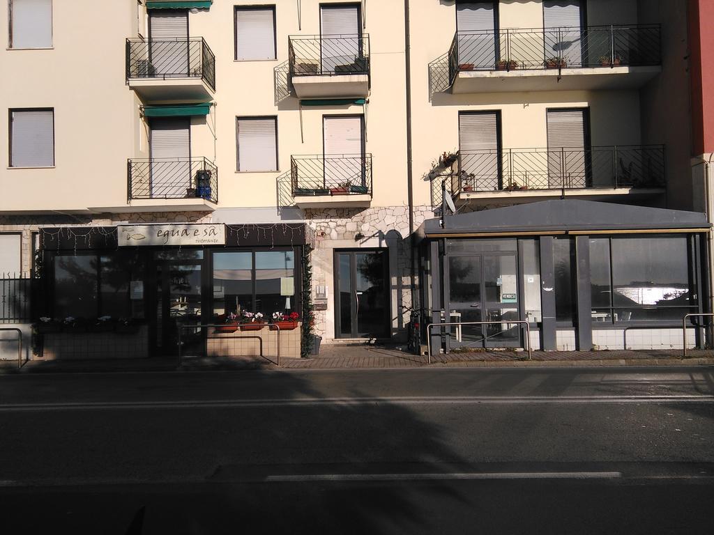 Vedi O' Mare Quant'E Bello Apartment Sestri Levante Exterior photo